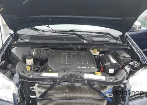 2012 Chrysler Town & Country Touring-L из США, поврежденный, VIN 2C4RC1CG1CR412127